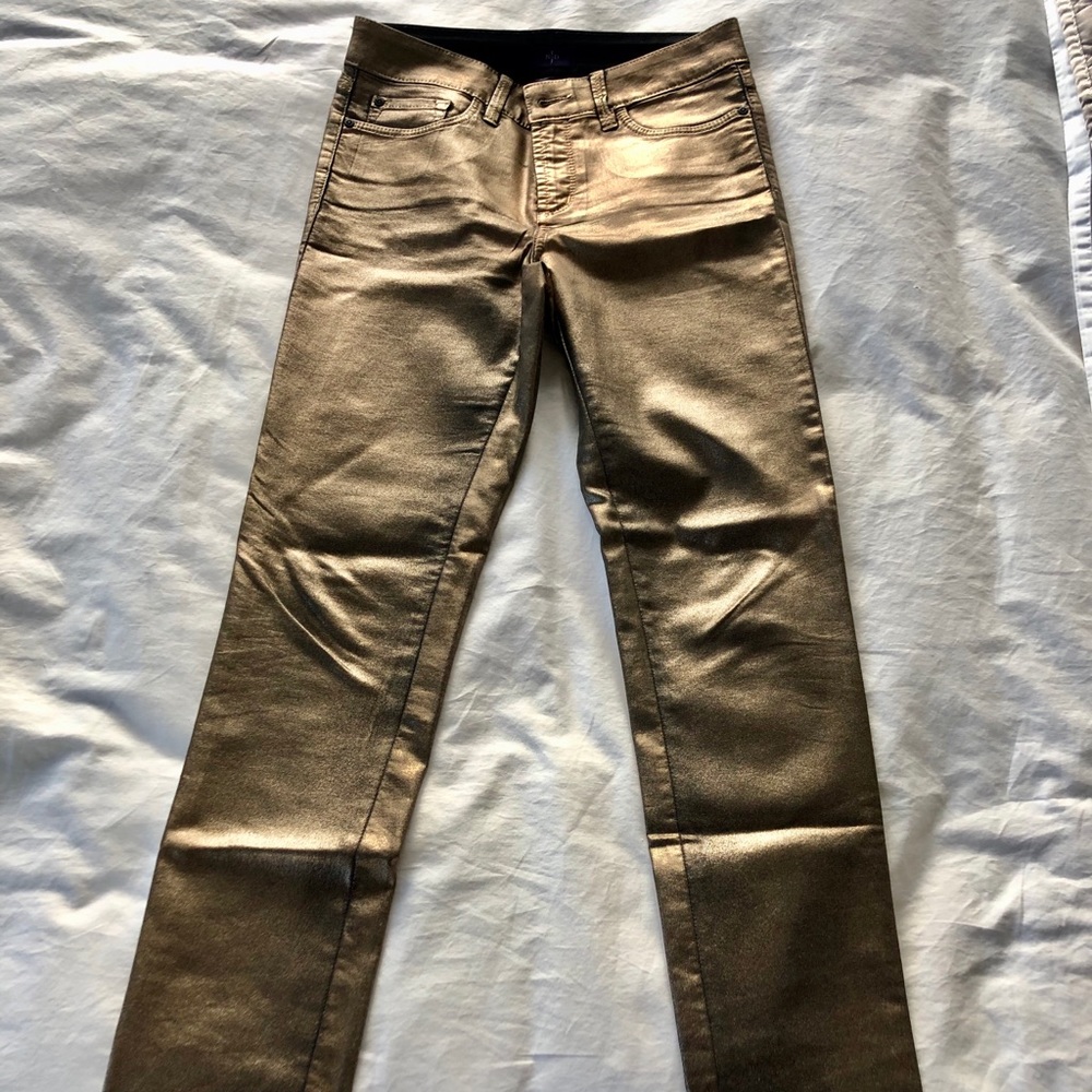 Metallic gorgeous skinny jeans!